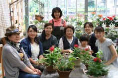 ハーブと楽しむ夏の寄せ植え講習会