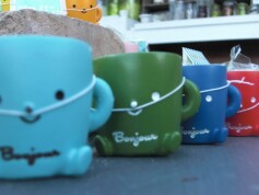 カラフルな入れ物