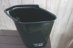 スタイリッシュでスリムなバケツ★